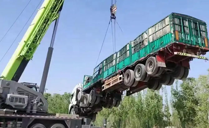 横州道路脱困救援案例